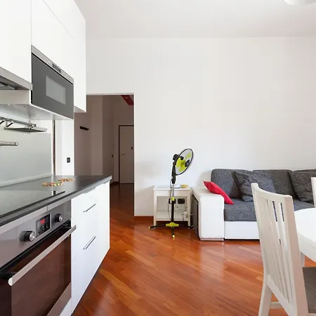 Ca' Granda M5 & Bicocca - Apartment With Parking Milan Exterior photo